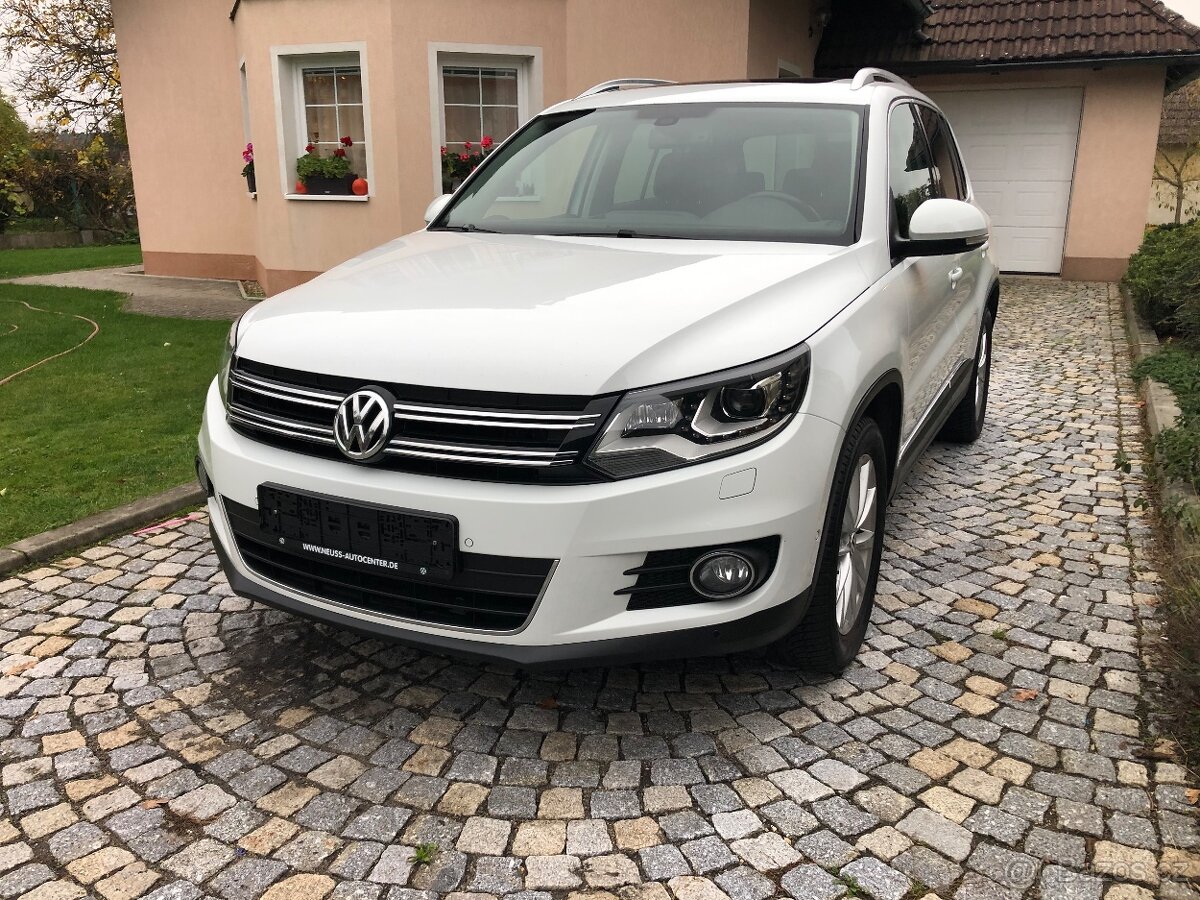 Volkswagen Tiguan 2,0 TDI 81 KW Highline Panorama Plný ser.