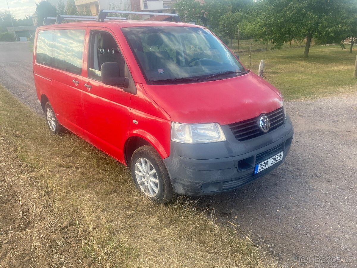 VW T5 transporter 2.5tdi pronájmu