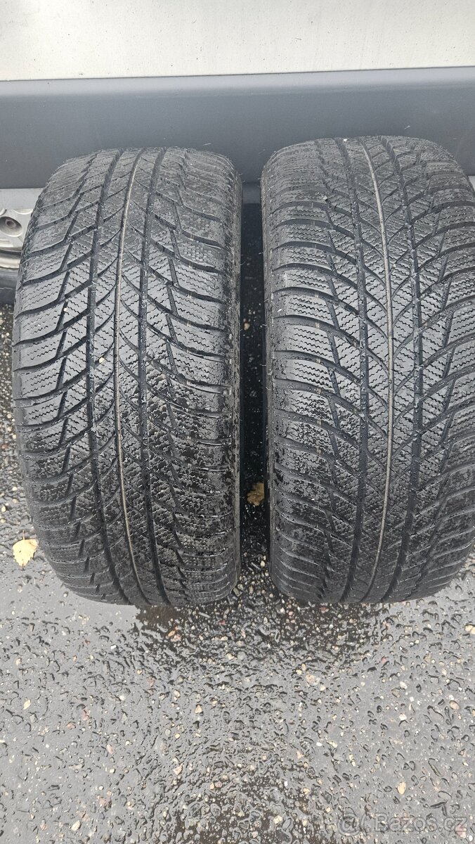 225/50R17