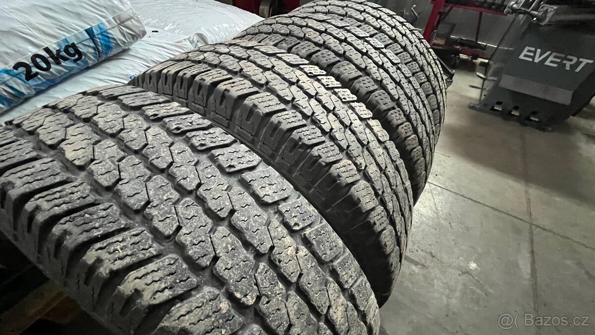 Pneu 205/80 r16 Cooper Discoverer A/T M+S