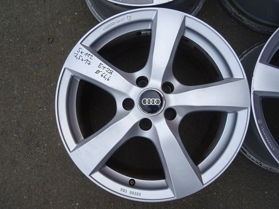 Alu disky na Audi 17", rozteč 5x112, ET 28 ,šíře 7,5J