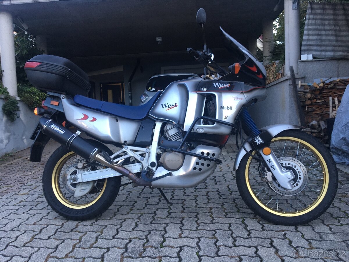 Honda XRV 750 Africa Twin RD 04,Servisní knížka