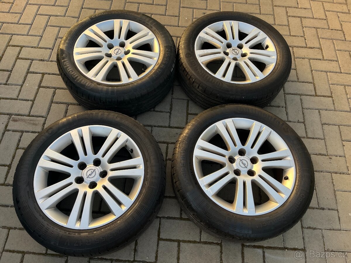 4x alu disky 5x110 R17, letní pneu 70%