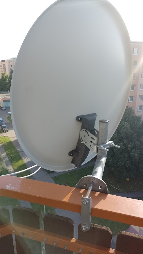 Satelitní parabola SKYLINK 80x70 s LNB konvertorem