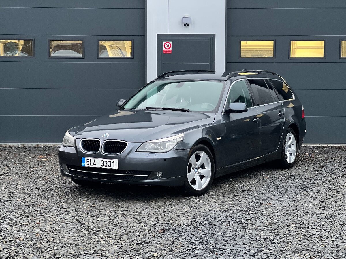 BMW E61 520D 130KW Tempomat / Výhřev / Kůže / Tažné