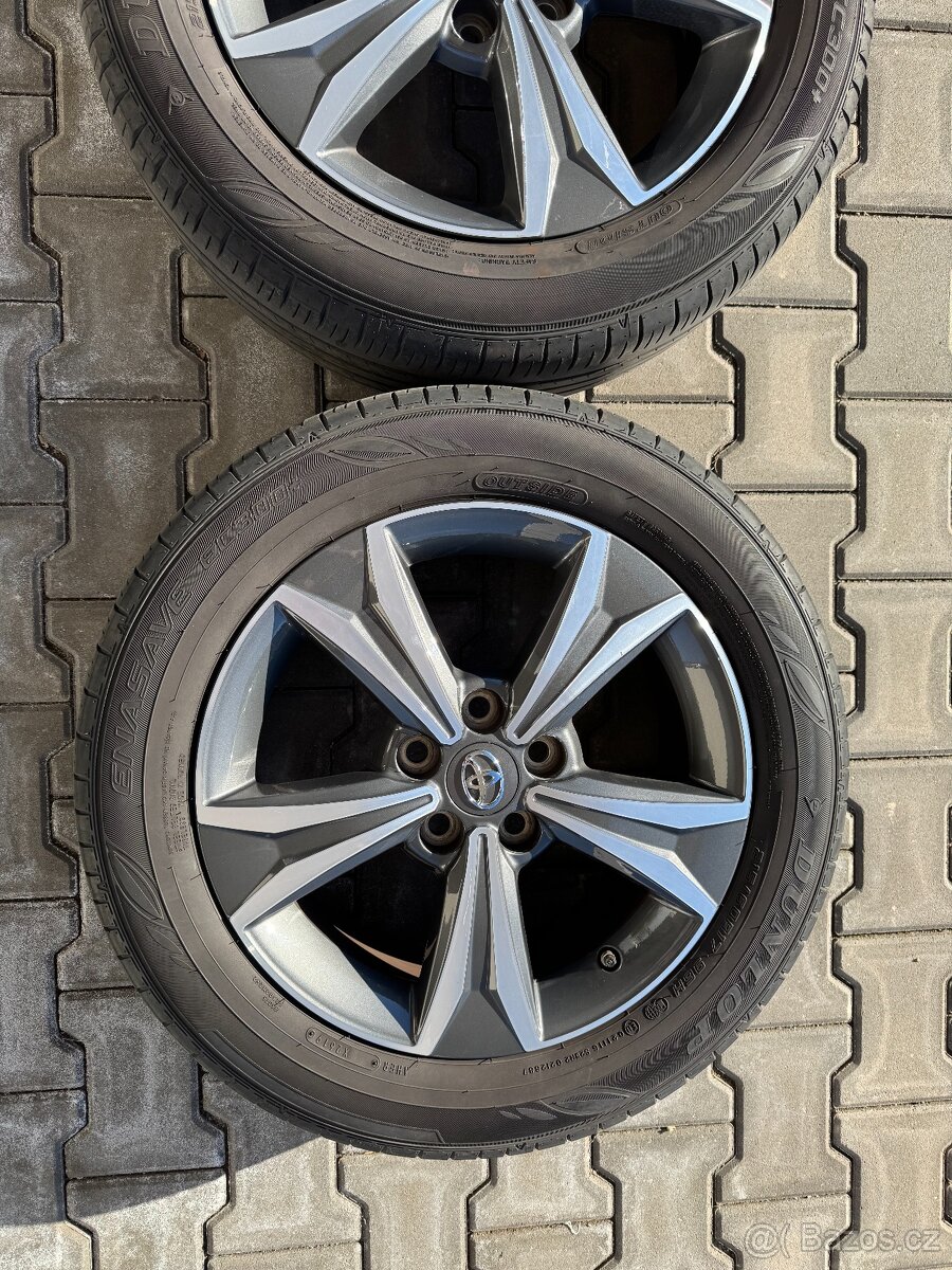 Toyota C-HR original, letní pneu Dunlop 215/60 R17