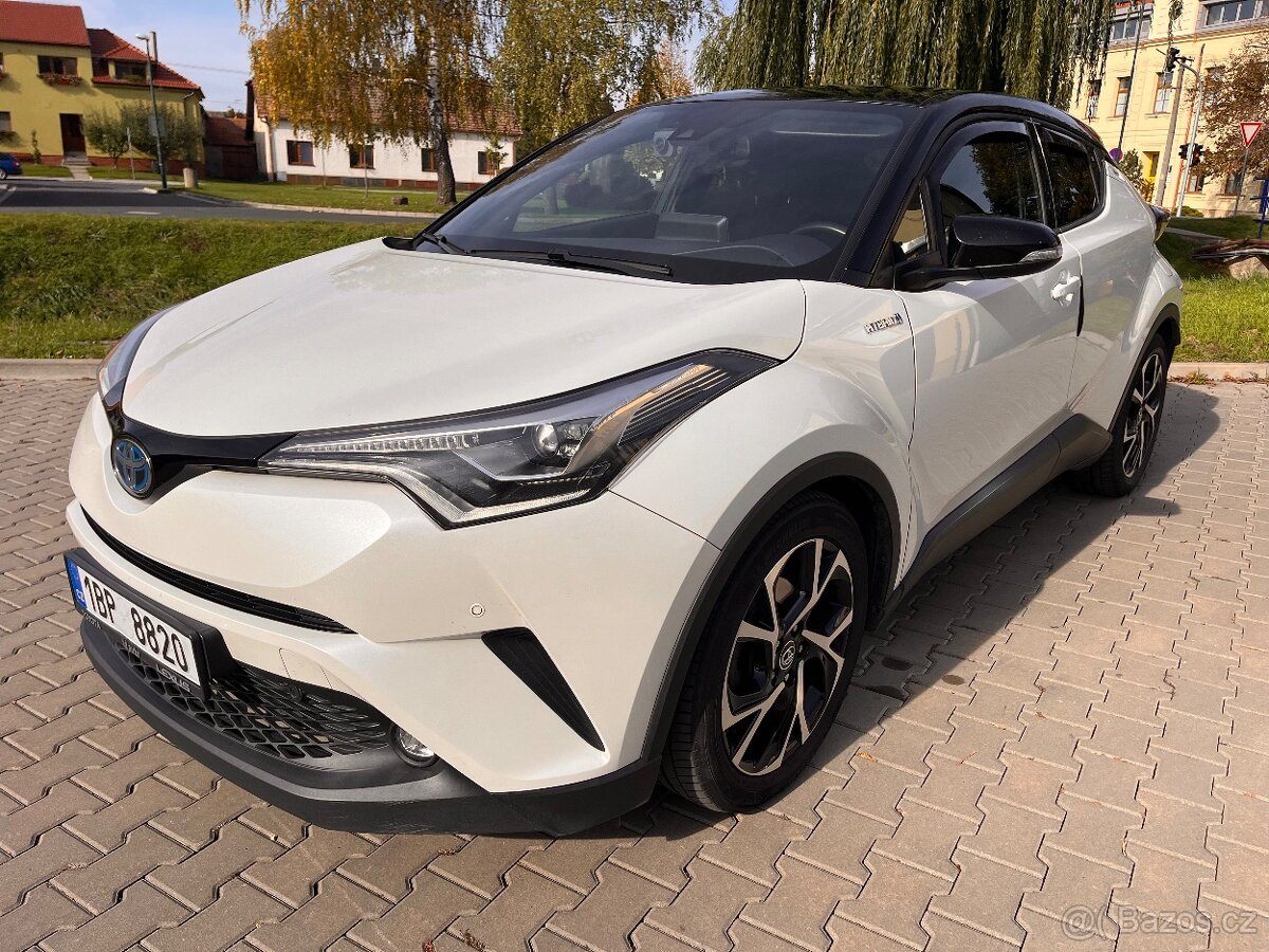 Toyota C-HR 1,8 automat Selection JBL