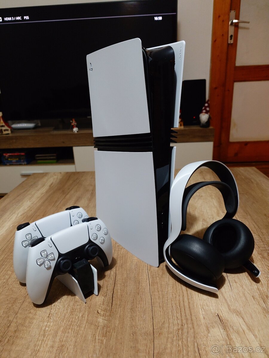 Playstation 5 PRO - 2x Dualsense a sluchatka Pulse elite