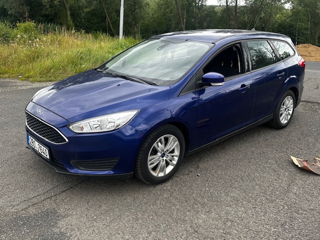 Ford Focus kombi 1.0i, r.2017, nové rozvody, olej, filtry