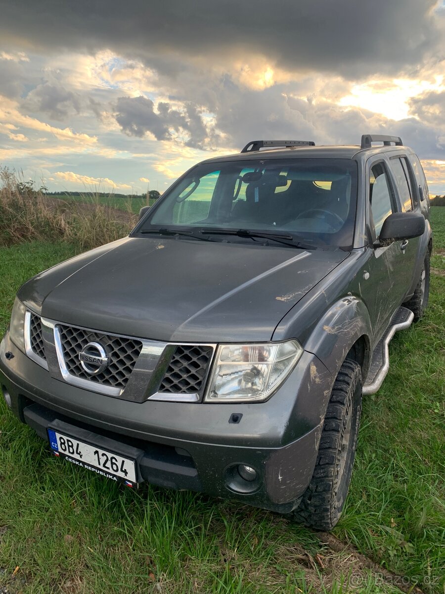 Nissan Pathfinder 4x4 tažné / nová cena spěchá