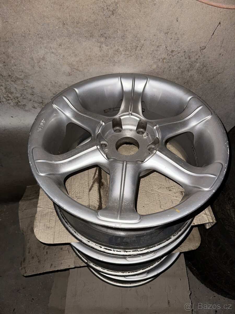 ALU 8.5x18 6x139.7 ET31 Antera 301 silber