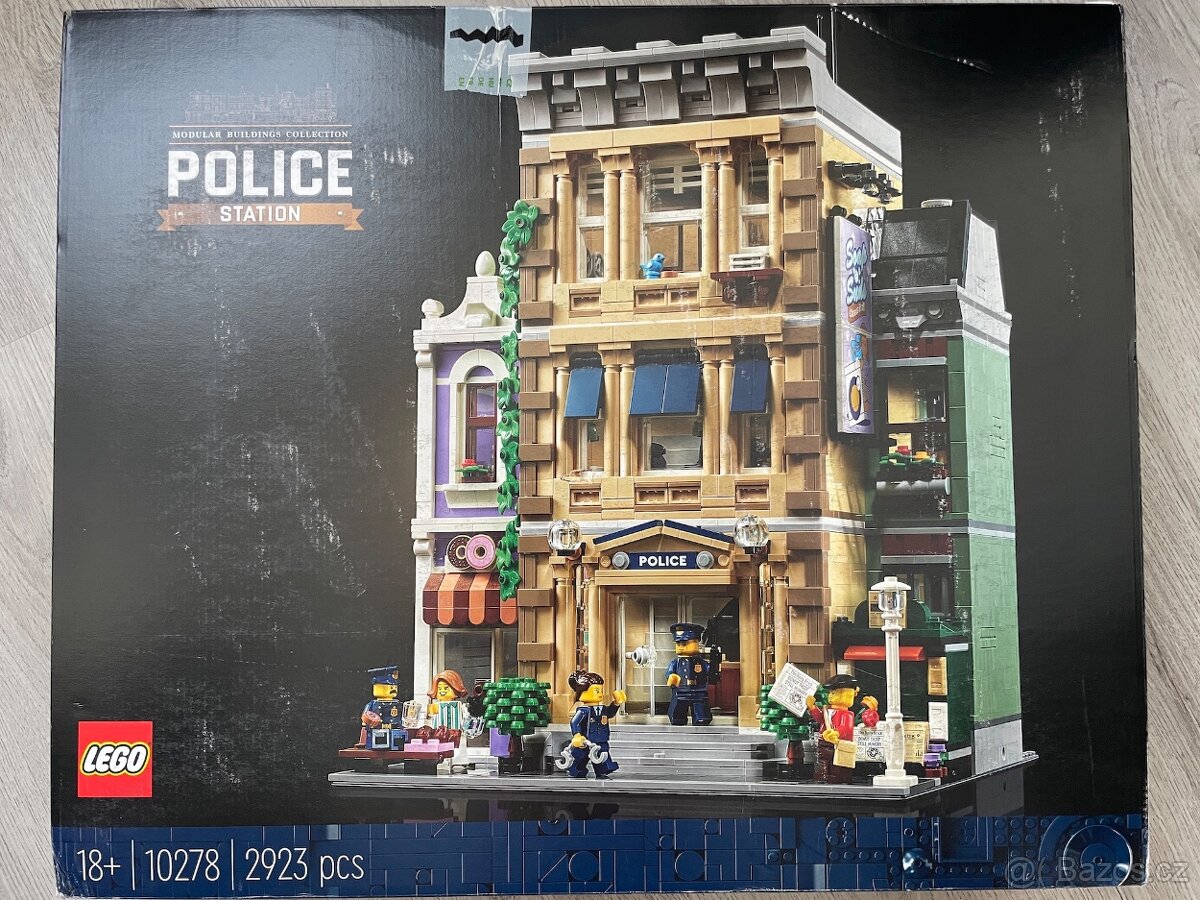 Lego 10278 Policejní stanice poškozený obal