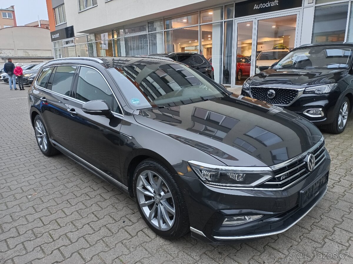 VW Passat B8 2.0Bi-TDI 176kW 4x4 DSG R-Line Matrix Tažné ACC