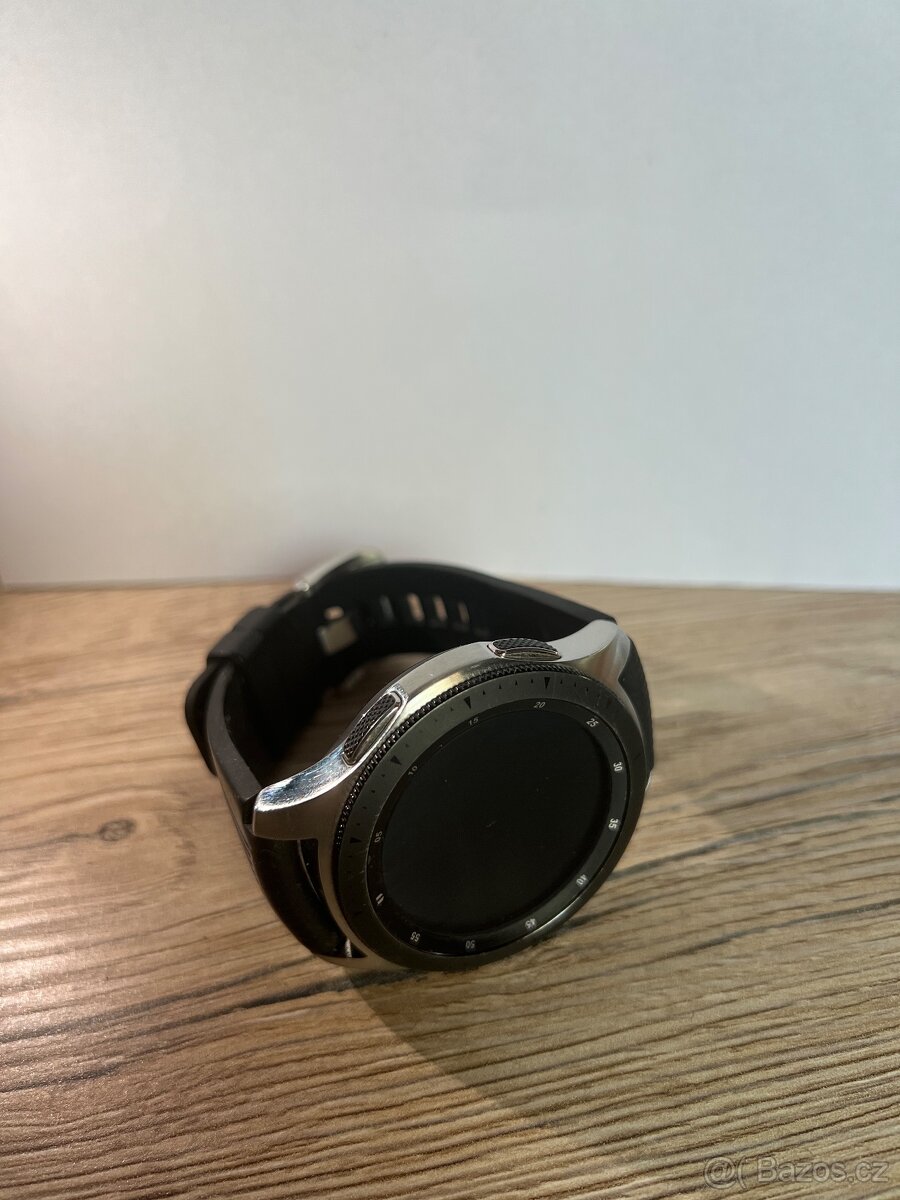 Chytré hodinky - Samsung Galaxy Watch 46mm