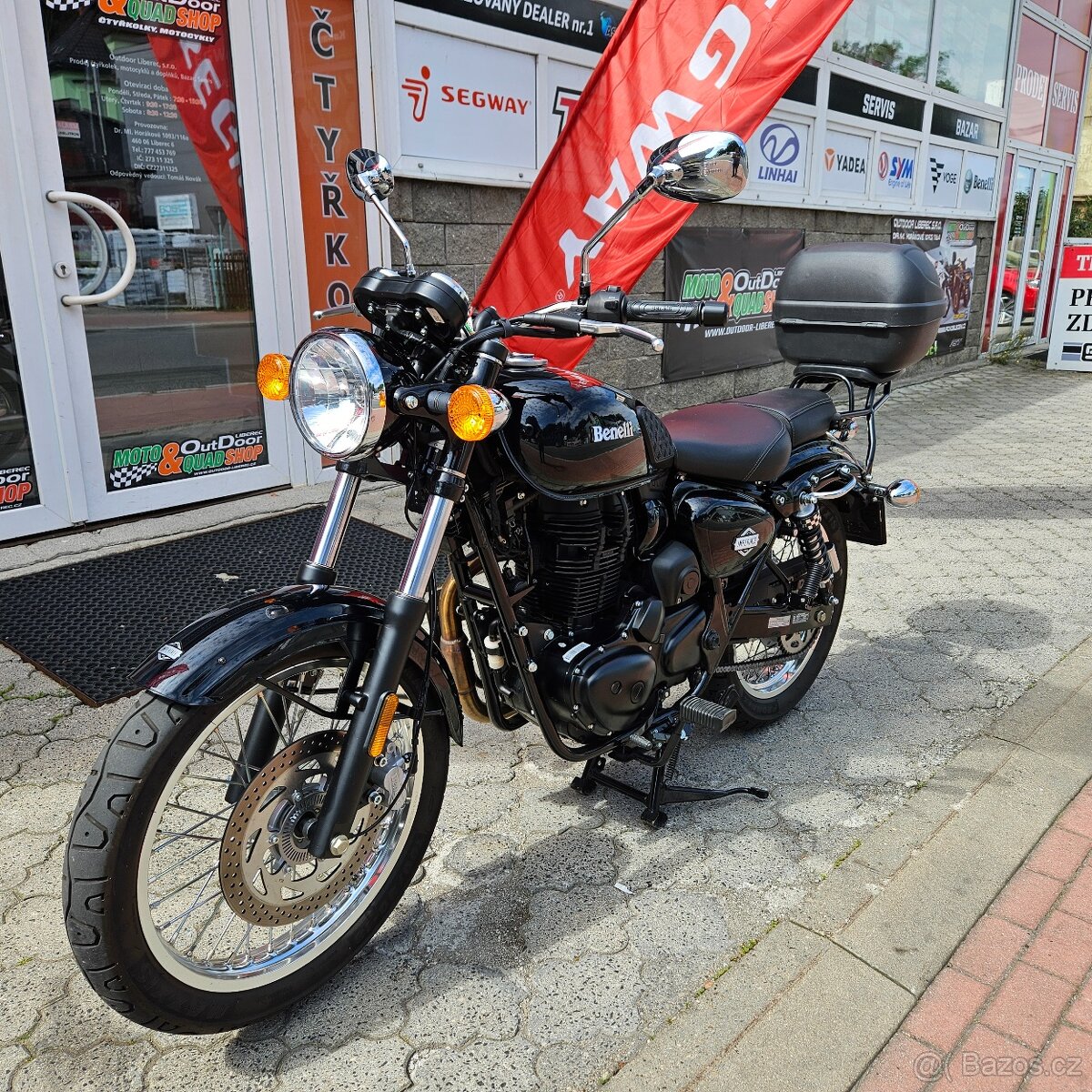 Benelli Imperiale 400, původ ČR, 1. majitel, 1x kufr, krásný