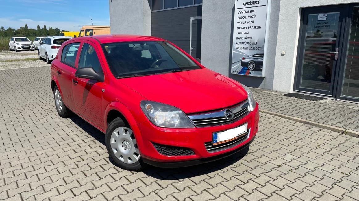 Opel Astra, 1.4 16V, RV 11/2009 // 66kW //,