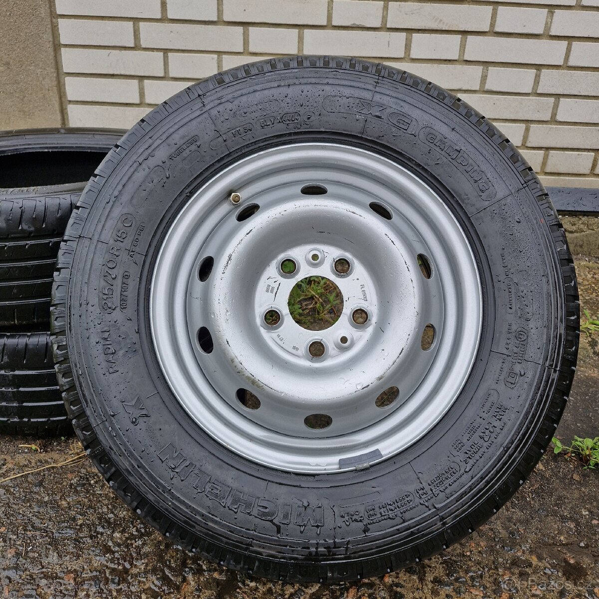 Prodám sadu pneu+disk 215/70 R15 5x118