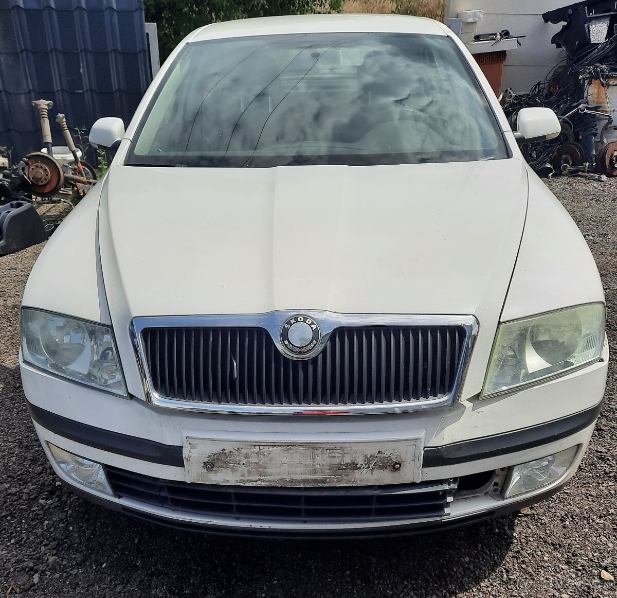 nd ze škoda octavia 2, 2.0.TDI 103kW, bílá,zelená,černá