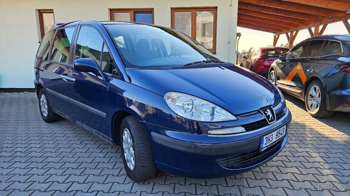 Peugeot 807, 2.0 HDi 79kw, 7 míst , TAŽNÉ