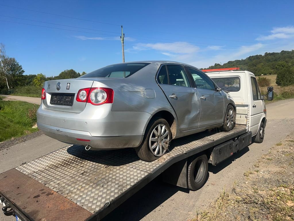 VW Jetta 1.6MPI 75KW BSE FVH LA7W  r.v. 2007