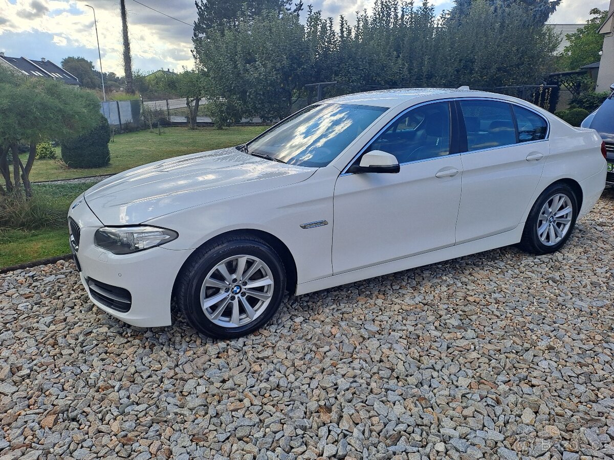 BMW Řada 5 520d 140kW x-Drive ČR