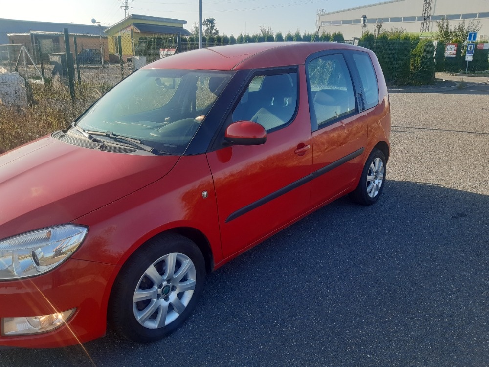 ŠKODA ROOMSTER, 1.6 TDi,66kW r.v.8/ 2011, tažné