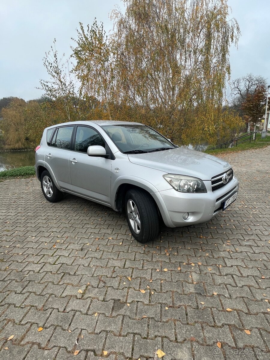 Toyota RAV4 2.2d