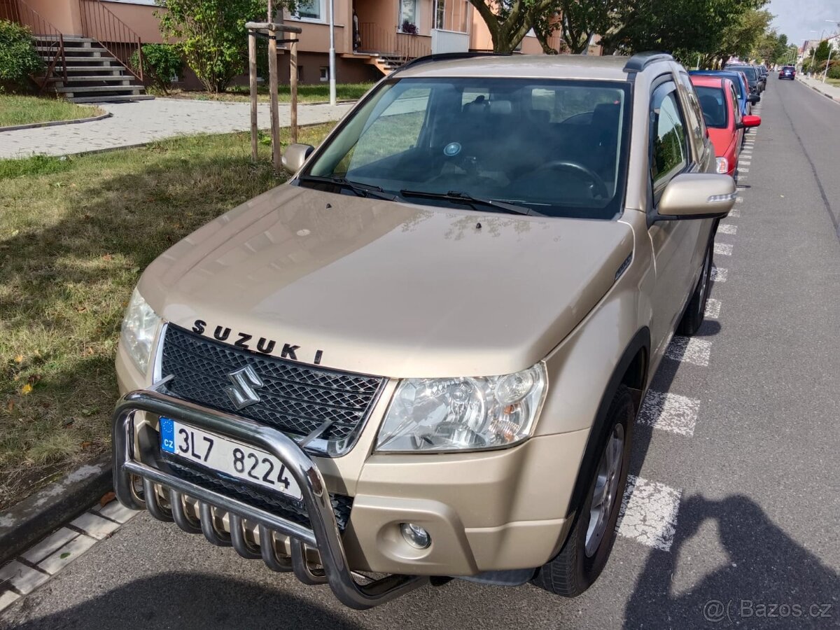 Suzuki Grand Vitara 2,5