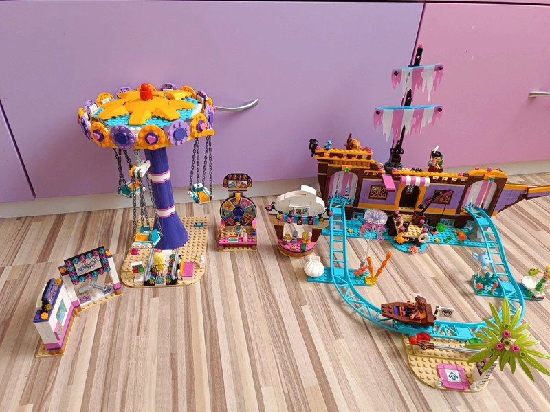 LEGO Friends 41375 Zábavný park na molu