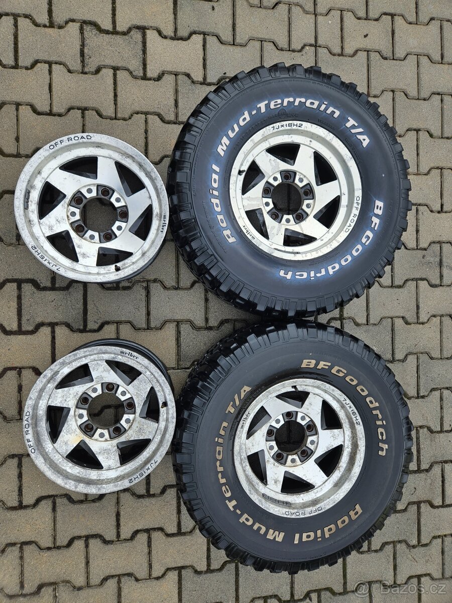 5x139,7 15 7J ET -10 Melber Offroad alu kola + 2x pneu AT