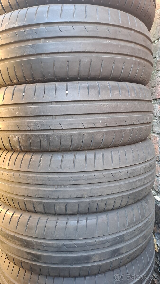 185/60R15 letní