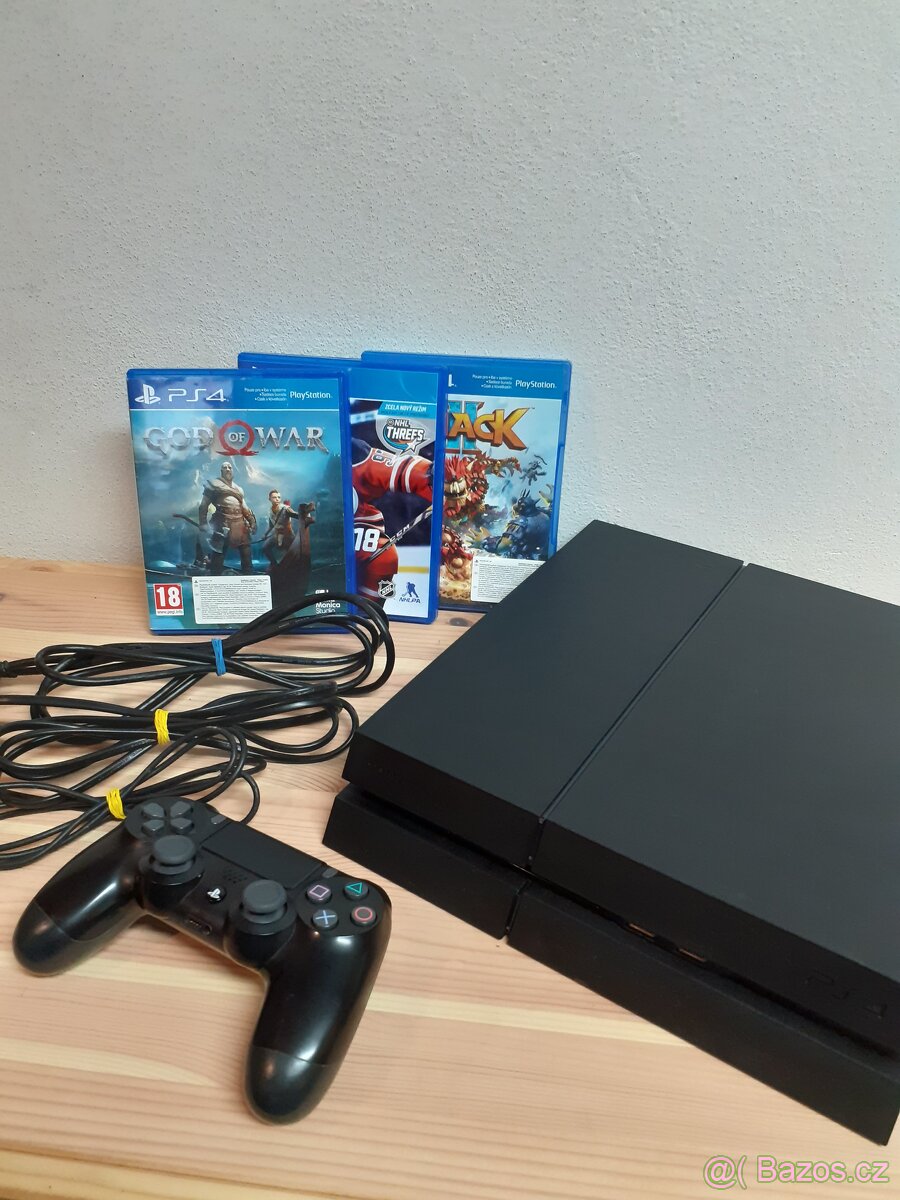 Prodám PS4 500GB