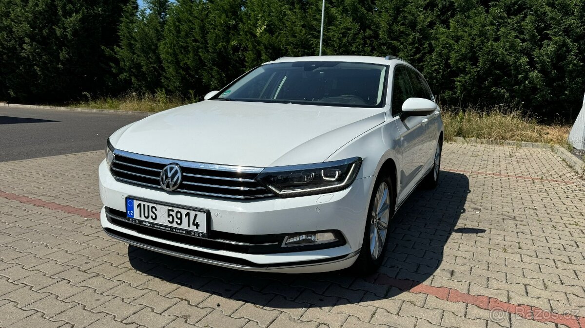 VW Passat 2.0 TDi Highline - LED, Vitrual Cockpit, Alcantara