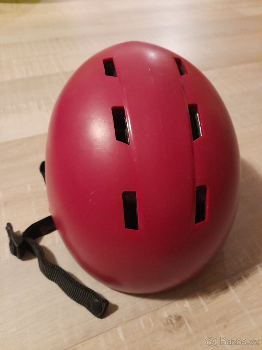 Helma na sjezdovky