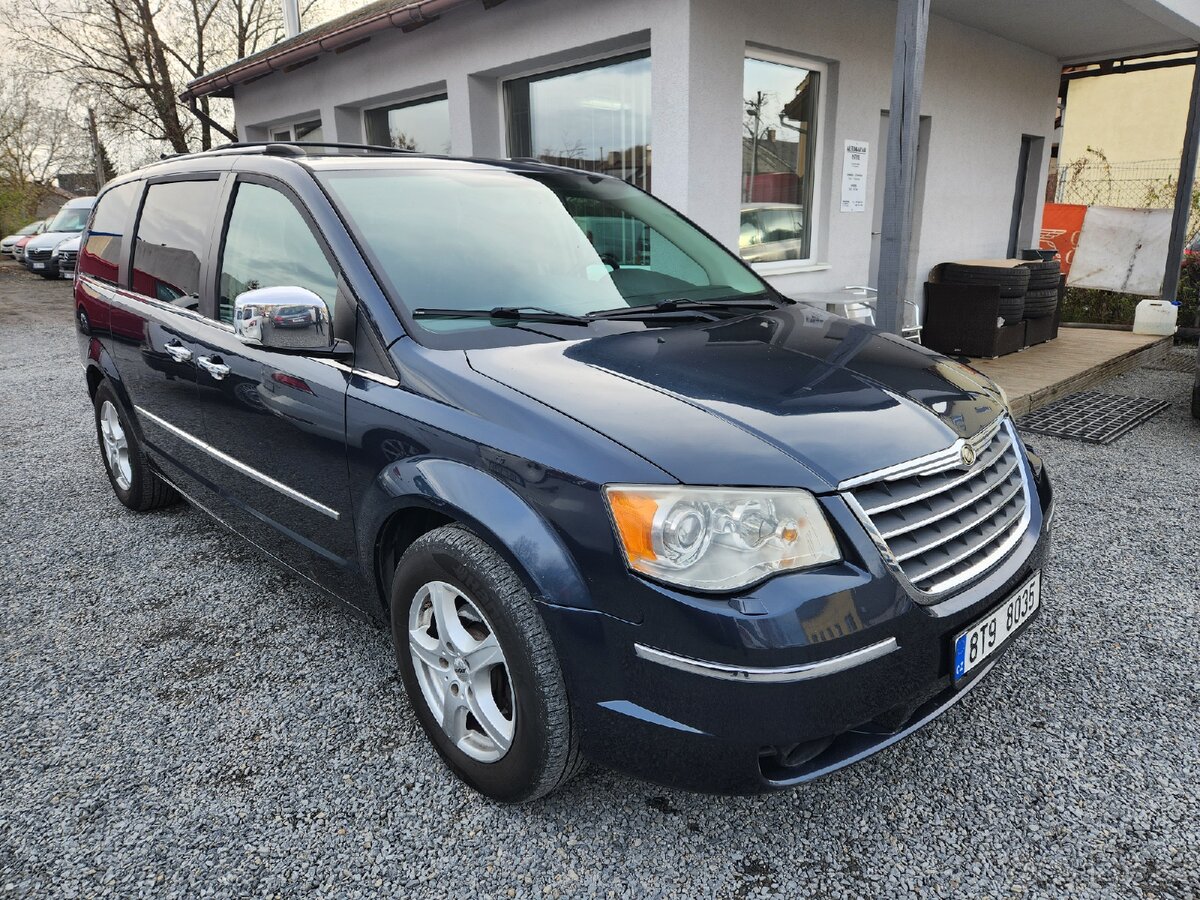 Chrysler Grand Voyager 2.8 CRDI 7 míst Tz Limited