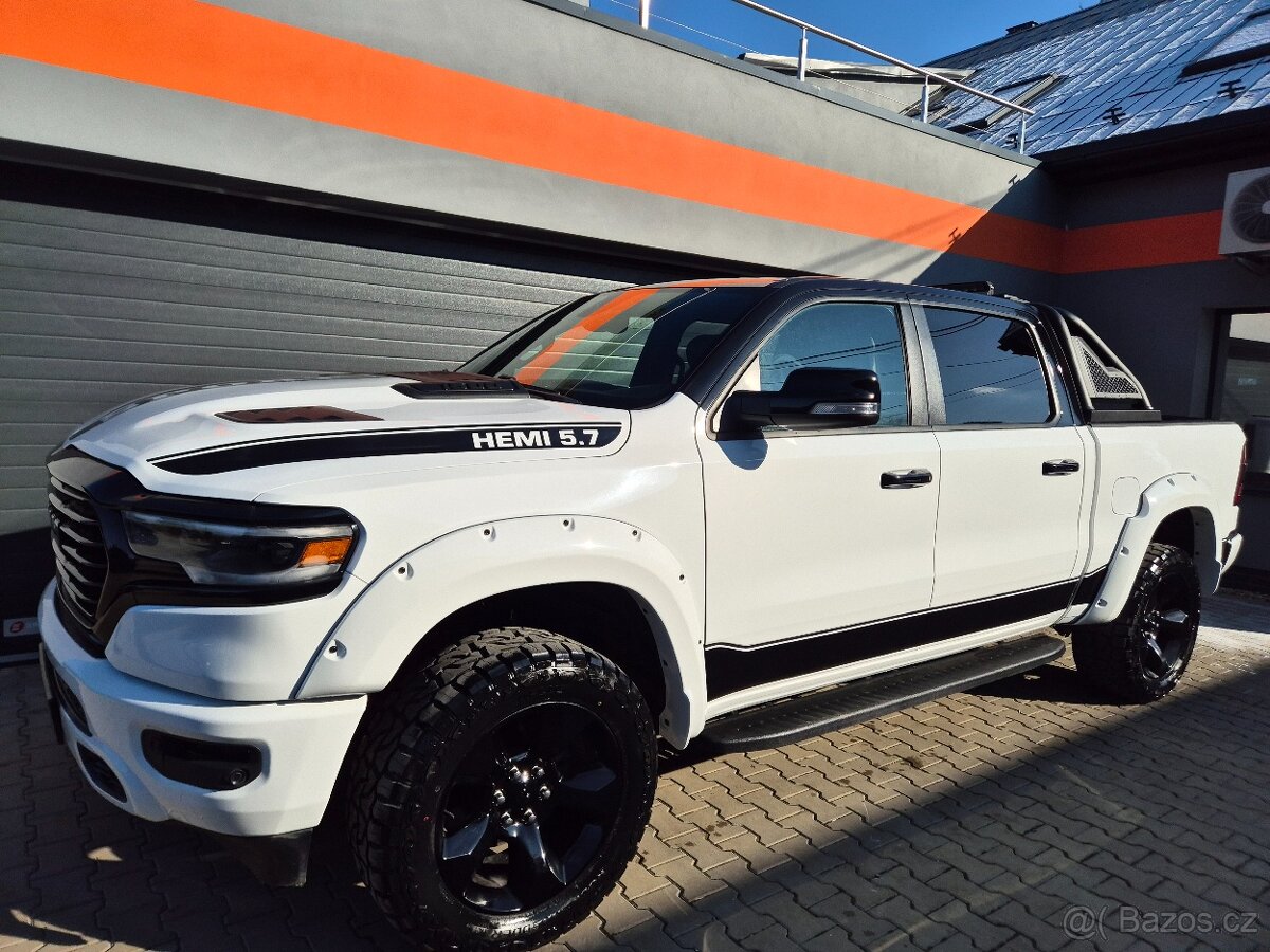 DODGE RAM 1500 5,7 HEMI 2022 SPORT