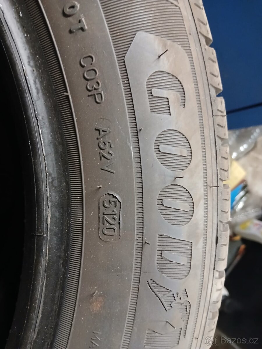 4ks letních pneu 215/60 R17C Good Year