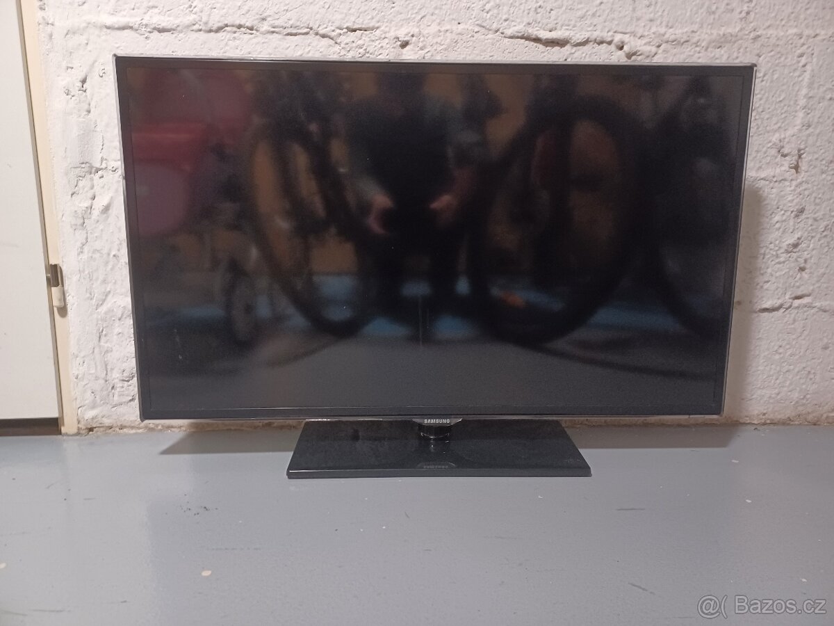 prodám smart tv samsung 40"