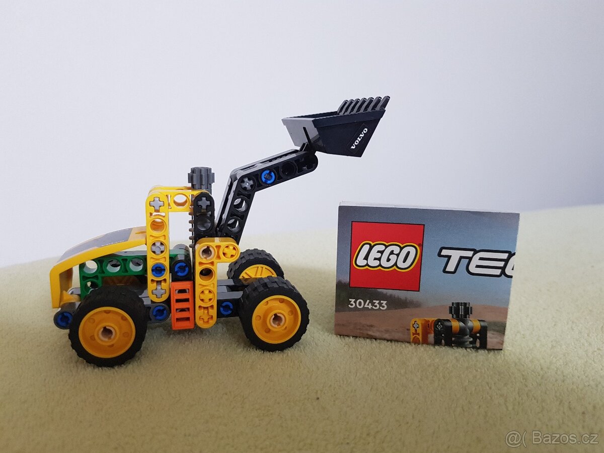 LEGO Technic 30433 Volvo kolový nakladač