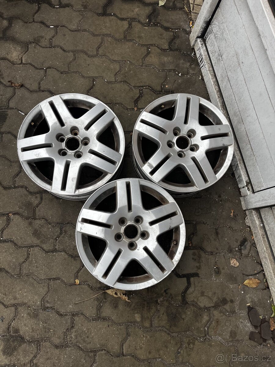 Alu kola VW Golf 4(pouze 3ks)