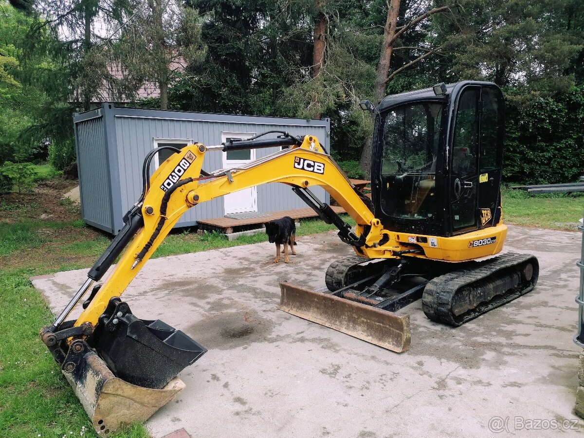 JCB 8030 zts