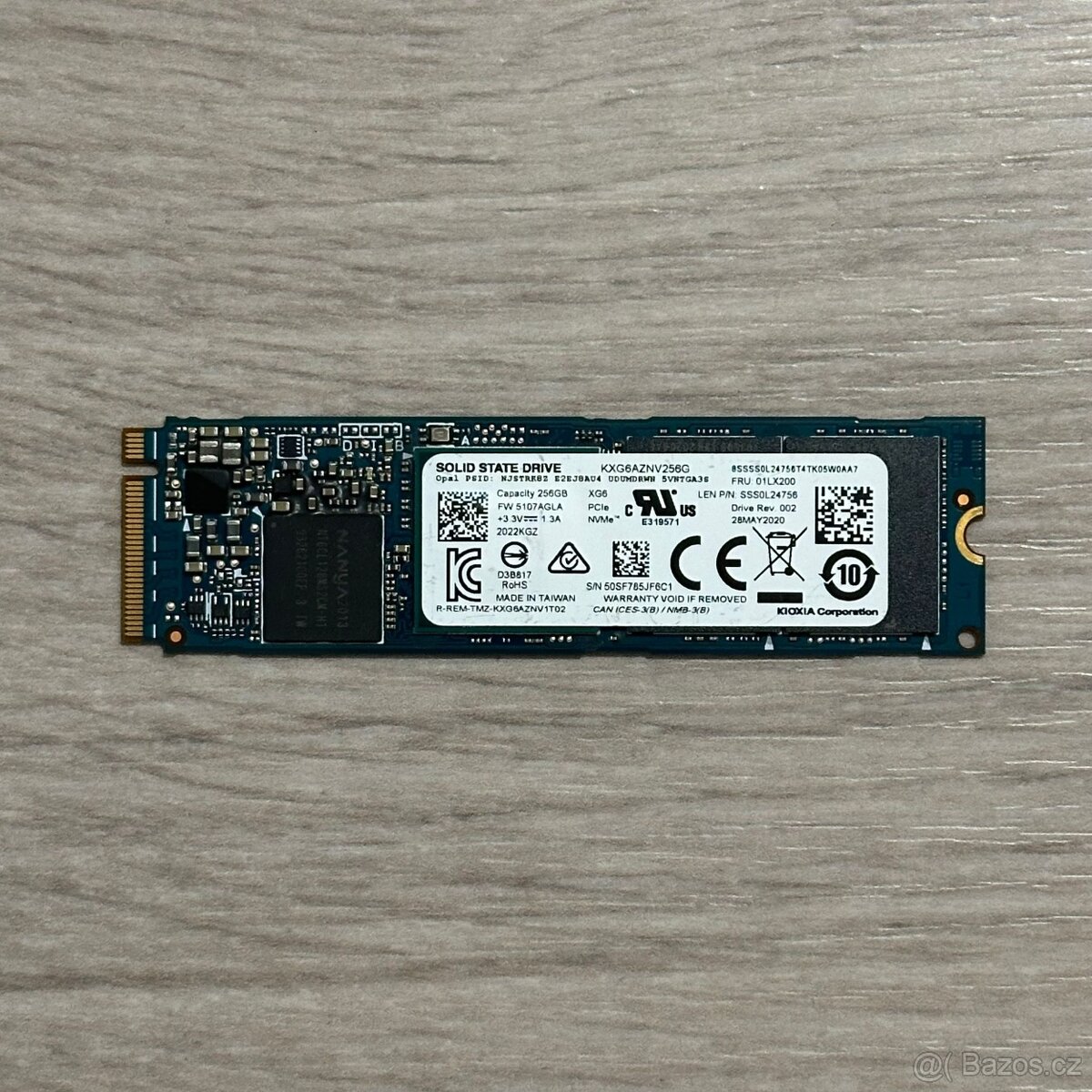 SSD disk TOSHIBA 256GB KXG6AZNV256G NVMe M.2