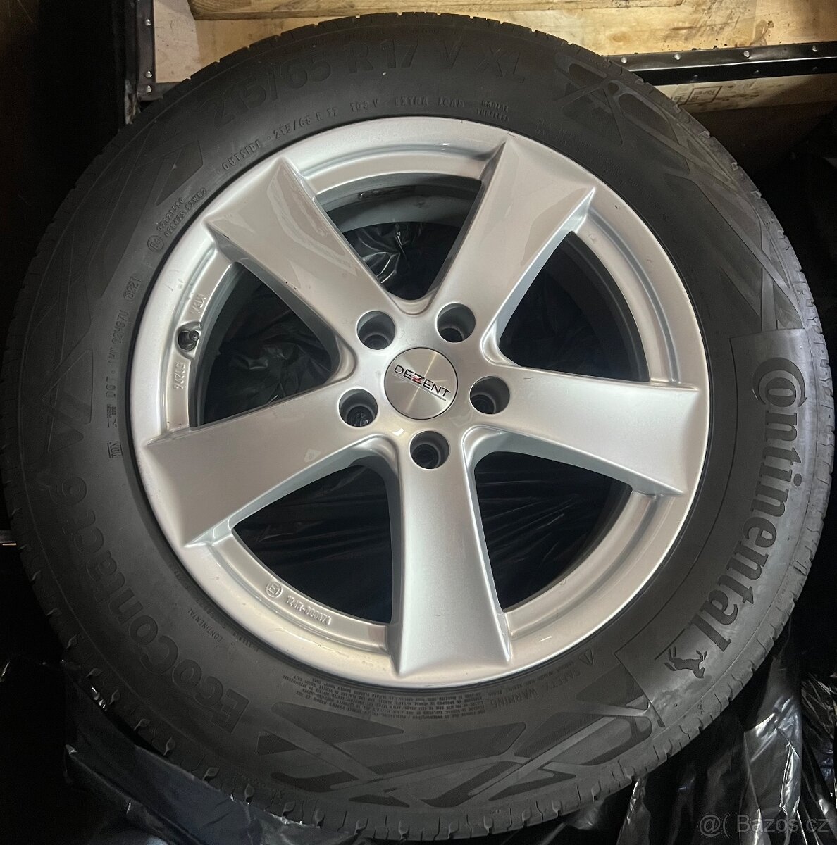 ALU KOLA Dezent 215/65/17, 5x112