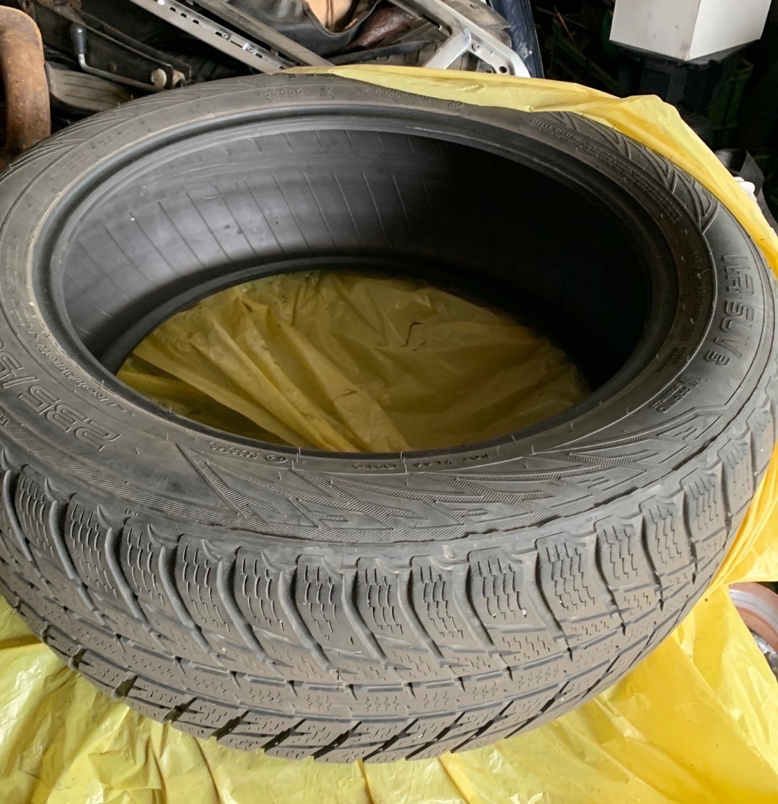 4 x zimní pneu nokian wr suv 3 235/50 R19 99V