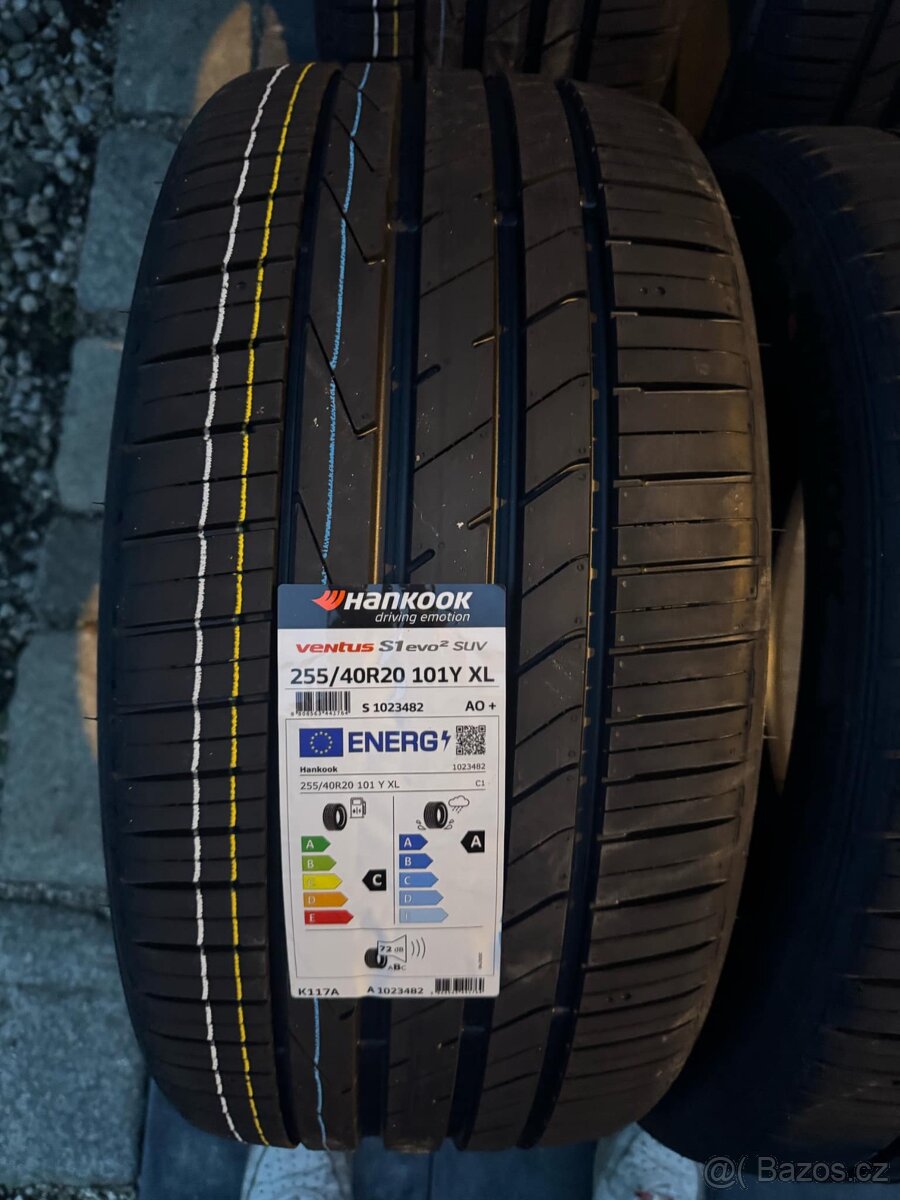 Zdravím prodám HANKOOK K117A VENTUS S1 EVO2 255/40 R 20 101Y