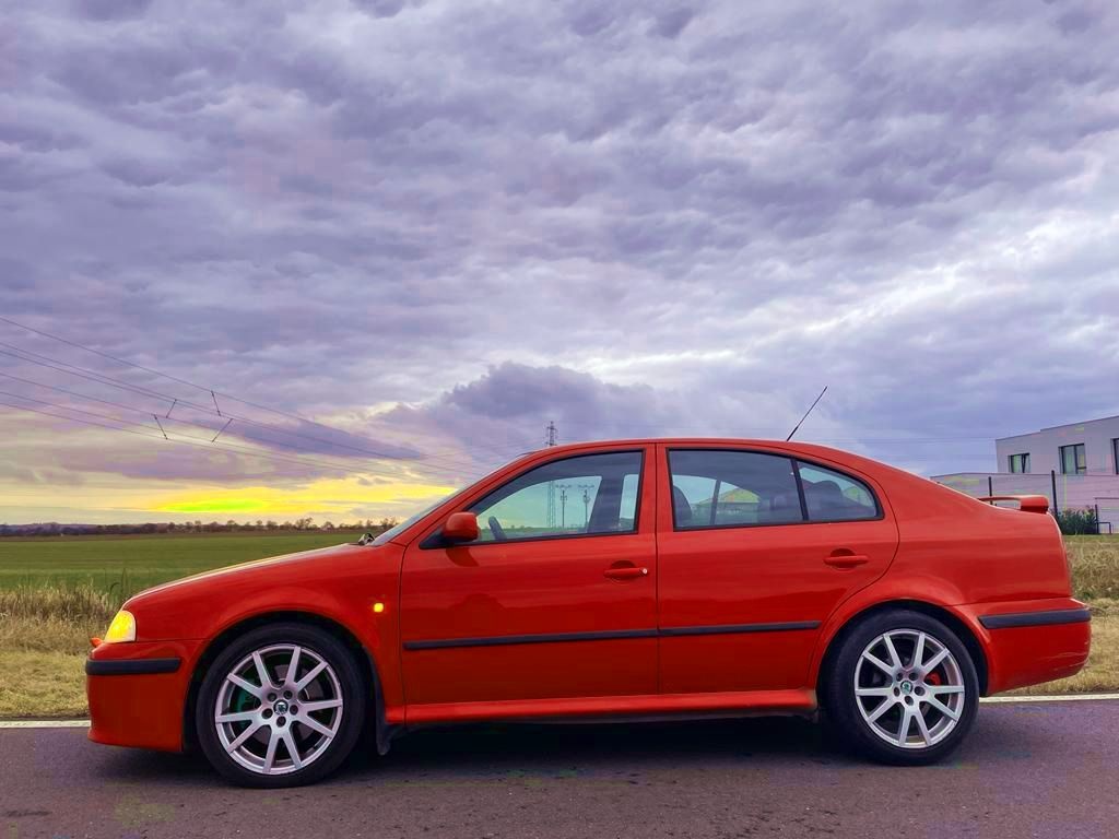 Škoda Octavia RS 1 1.8 turbo 132 kw, Serviska, jasná histori