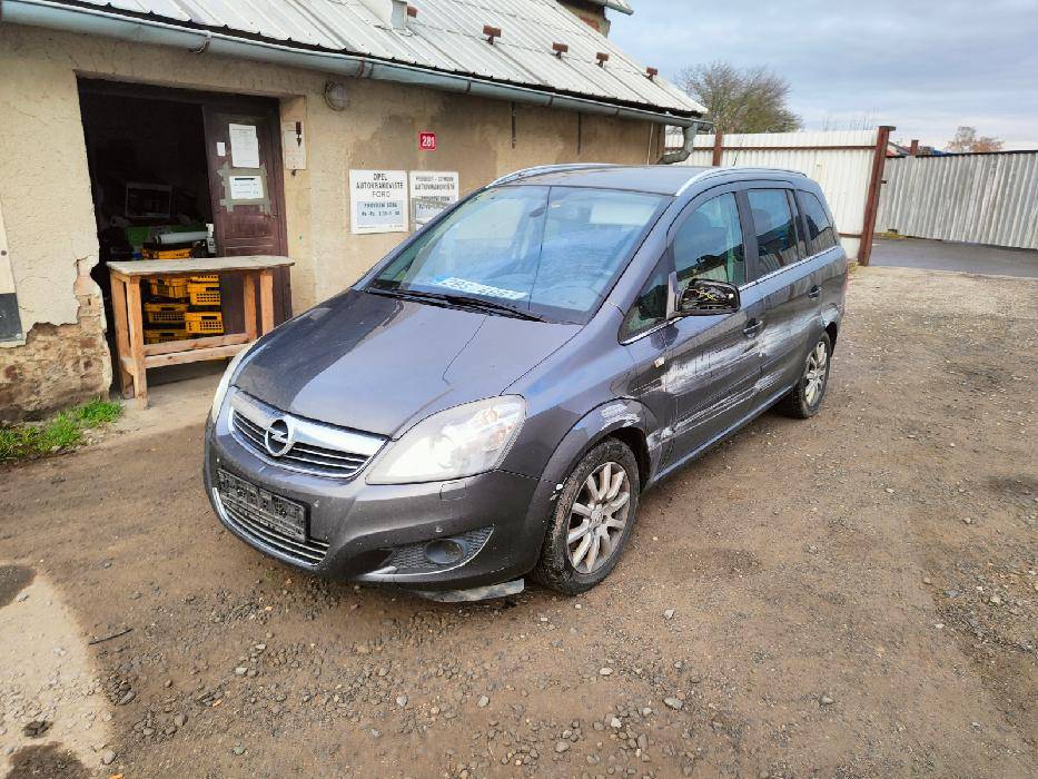 Prodám veškeré náhradní díly Opel Zafira B 1.7 CDTi 92kw A17