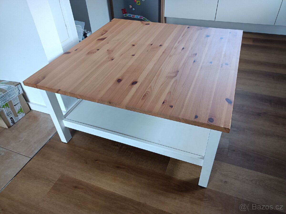 IKEA HEMNES Konfereční stolek 90x90 cm