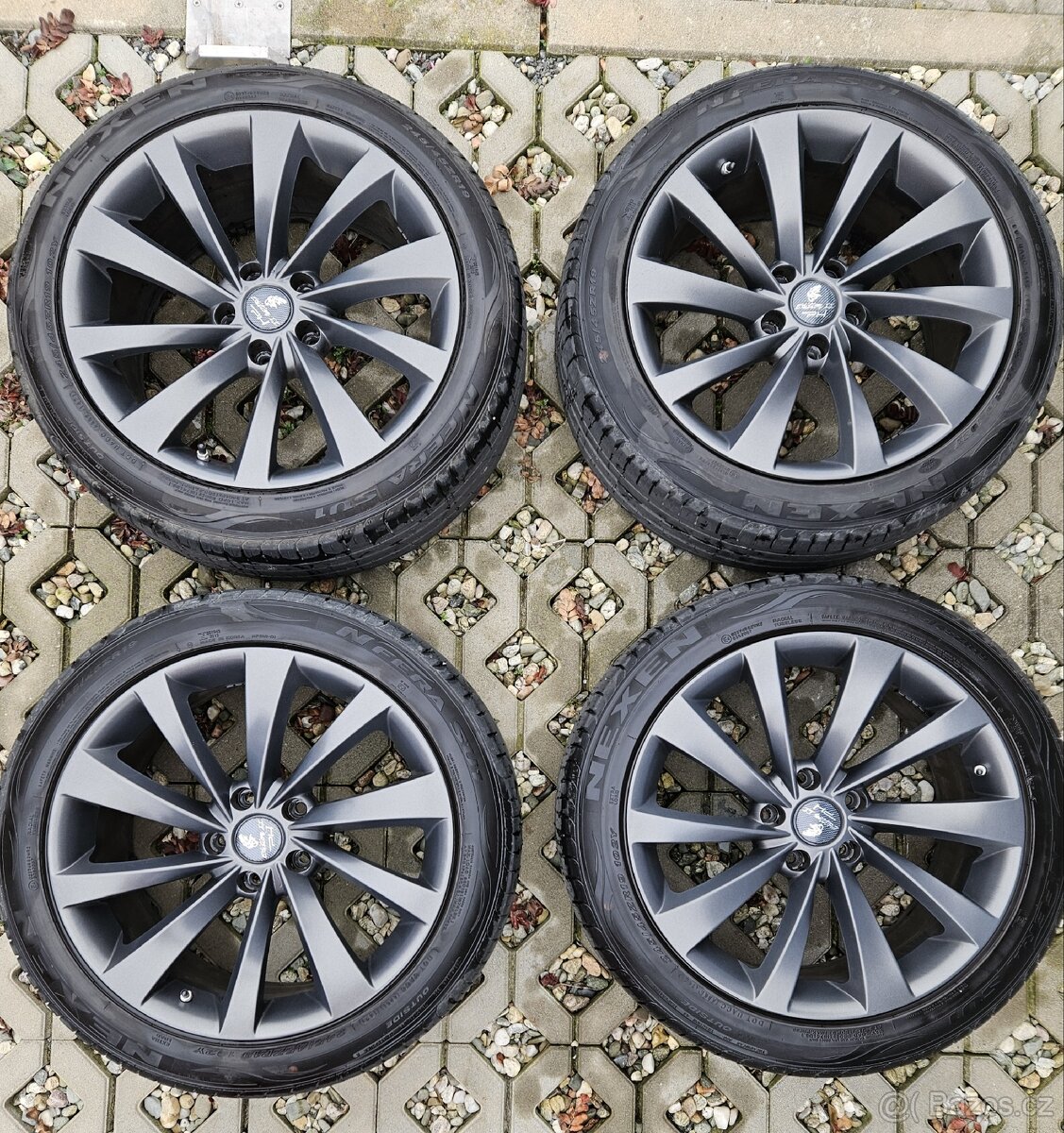 Alu a pneu Tesla S 245/45 R19