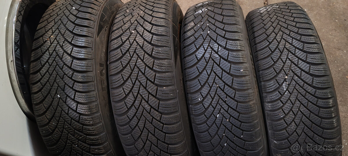 Zimní pneumatiky NEXEN 185/65R15 88T 8,00mm DOT 2022